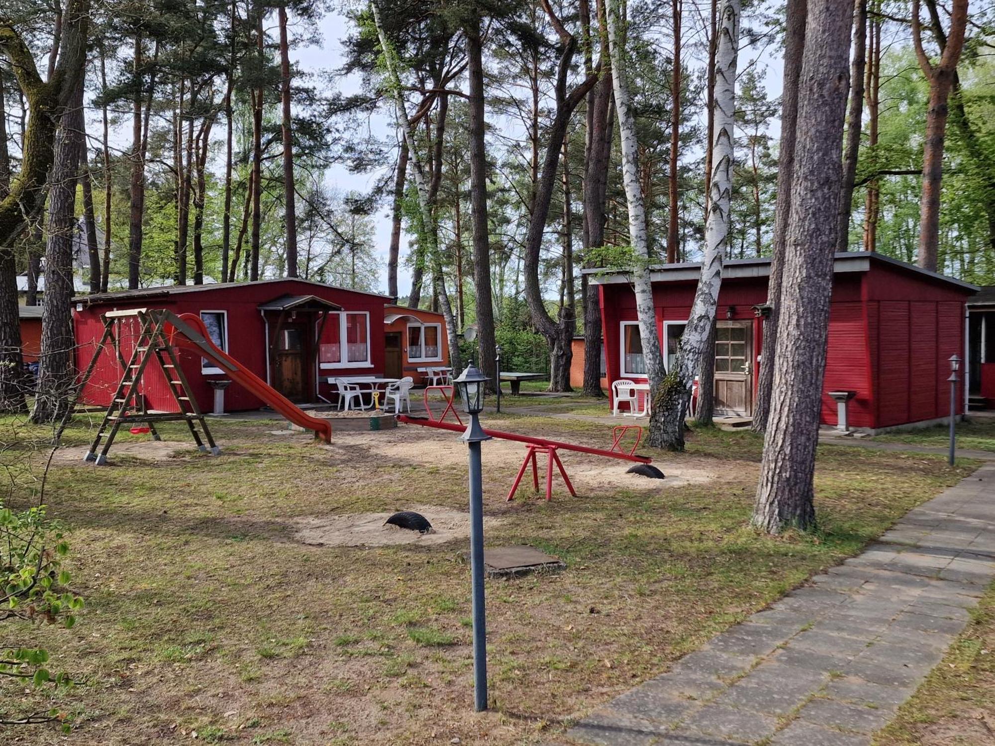 Ferienanlage "Am Sidowsee" Himmelpfort Exterior photo
