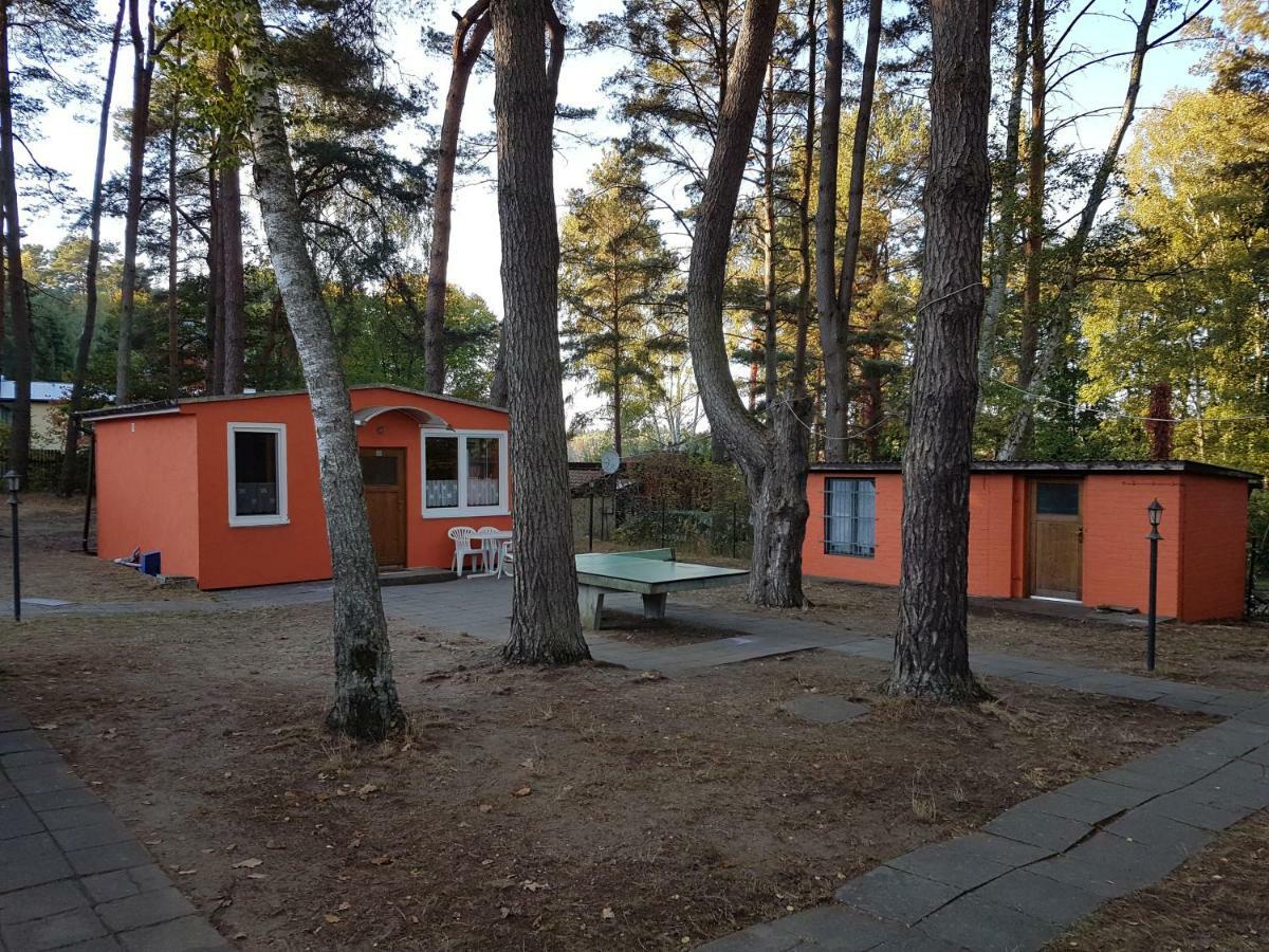 Ferienanlage "Am Sidowsee" Himmelpfort Exterior photo